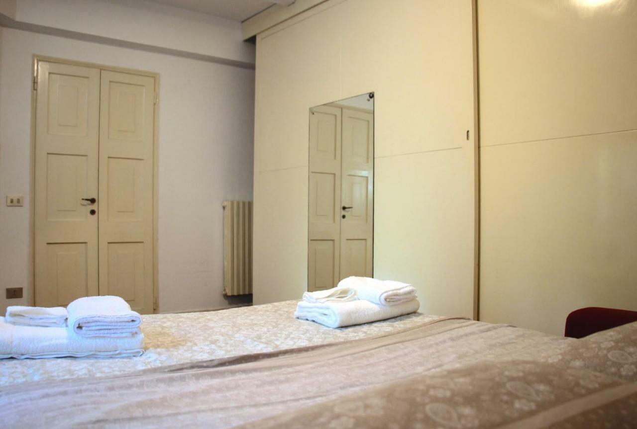 Basement Turati 3 -Consulates District Apartment Milan Luaran gambar